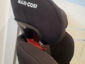 Autokėdutė Maxi cosi rodifix 15-36kg.