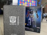 Robosen Elite Edition Optimus Prime Transformeris