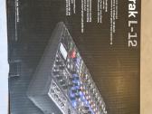 Zoom Livetrak L-12 skaitmeninis mikšeris, naujas