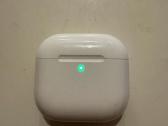 Apple airpods 4