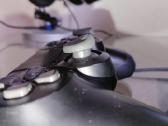 Playstation 4 su žaidimais ir krepšiu - nuotraukos Nr. 3
