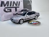 Bmw 750 il E38 Aspen Silver 2000 1:64 Mini GT K