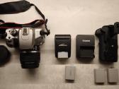 Canon EOS 1000d (Rebel XS) fotoaparatas.
