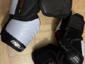 Ledo ritulio alkūnės S25 Bauer Vapor Fly Pro