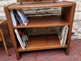 Vintažinė mid century riešutmedžio knygų lentyna