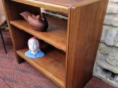 Vintažinė mid century riešutmedžio knygų lentyna - nuotraukos Nr. 15