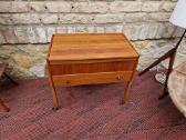 Vintažinis mid century tikmedžio staliukas/siūlinė - nuotraukos Nr. 4