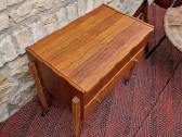 Vintažinis mid century tikmedžio staliukas/siūlinė - nuotraukos Nr. 5