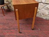 Vintažinis mid century tikmedžio staliukas/siūlinė - nuotraukos Nr. 12