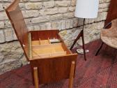 Vintažinis mid century tikmedžio staliukas/siūlinė - nuotraukos Nr. 15
