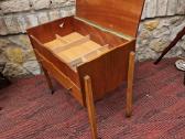 Vintažinis mid century tikmedžio staliukas/siūlinė - nuotraukos Nr. 26