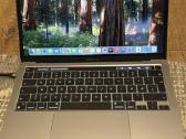 MacBook Pro 2022 , M2 , RAM 8 , 13,3 colio , 512gb