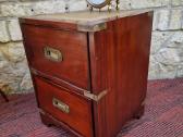 Vintažinė mid century raudonmedžio masyvo komodėlė - nuotraukos Nr. 7