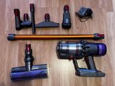 Dyson V11