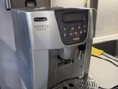 Delonghi Magnifica kavos aparatas su pieno talpa - nuotraukos Nr. 4