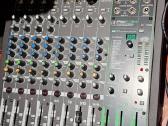 Pultas ir Novation midi