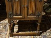 "Old Charm" antikvarinė ąžuolinė komodėlė - nuotraukos Nr. 5