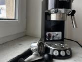 Pusiau automatinis kavos aparatas Delonghi Ec 685