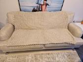 Naudota, kokybiška, šviesi sofa