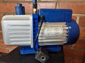 Dvipakop vakuuminis siurblys 2.5 Cfm (70 l/min), V