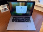 MacBook Pro 15 Intel Core i7, 16 GB, 512 GB