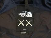 Kaws x The North Face Retro 1986 striukė - nuotraukos Nr. 5