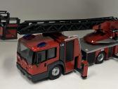 Kolekciniai modeliukai-mercedes benz Dl32 wiking