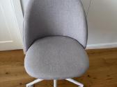 Pilka Jysk biuro kėdė