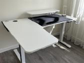 Elektrinis Ultradesk zaidimu stalas - nuotraukos Nr. 2