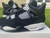 Jordan 4 white thunder