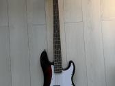 Rockjam 4-string bass guitar, Precision Bass style
