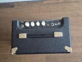 Fender Rumble 15 - nuotraukos Nr. 2