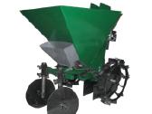 Bulviu sodinamoji su trašų bunkeriu Ksp-02p