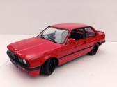 Automodeliukas Bmw E30 325i. 1:24