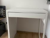 Ikea Micke stalas