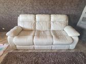 Odinė sofa-lova (išskleidžiama), kreminė, patogi