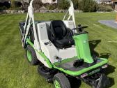 Sodo traktorius Etesia Hydro 124d