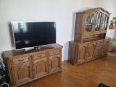 Indauja TV komoda staliukas stalas 2 kedes