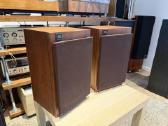 Lentyninės kolonėlės Jbl 18ti - nuotraukos Nr. 3