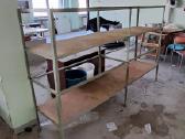 Tvirti stelažai Kaina 35 eur.