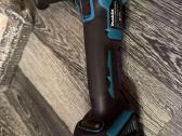 Makita Dga404 (Kampinis Šlifuoklis) (Naujas) - nuotraukos Nr. 3