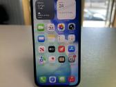 Perkame iPhone 16e ir kt iPhone modelius