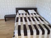 Premium dvigulė lova su čiužiniu Strohmeier R60/hr
