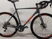 Cube gravel