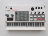 Korg Volca Sample (Su maitinimo šaltiniu)