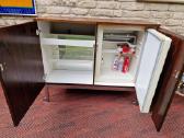 Vintažinis mid century gėrimų šaldytuvas su baru - nuotraukos Nr. 10