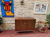 Vintažinis mid century gėrimų šaldytuvas su baru - nuotraukos Nr. 30