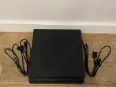 Playstation 4 slim 500gb + 3 Pulteliai - nuotraukos Nr. 3