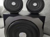 F&d subwoofer su kalonelem