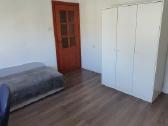 Merginai išnuomojamas 1 šviesus kamb. 4 kamb.bute - nuotraukos Nr. 3